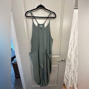 Free People Hot Shot Onesie in Lush Pine Size Large Lightly Worn